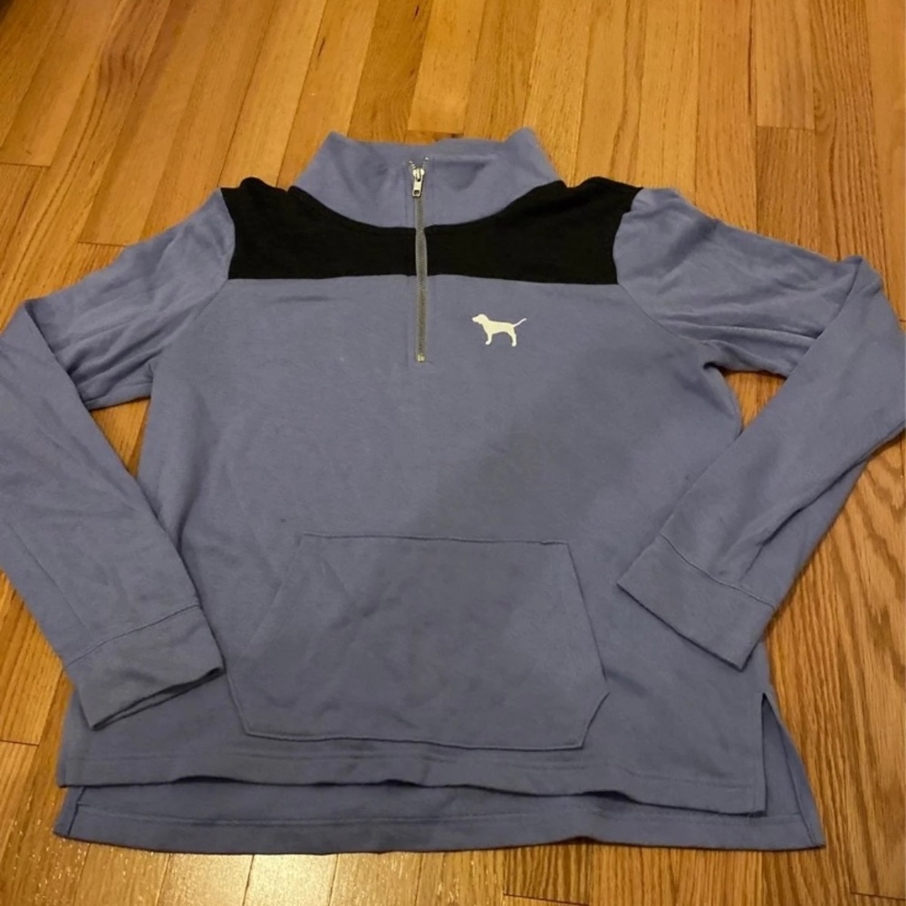 Women’s quarter zip sweatshirt